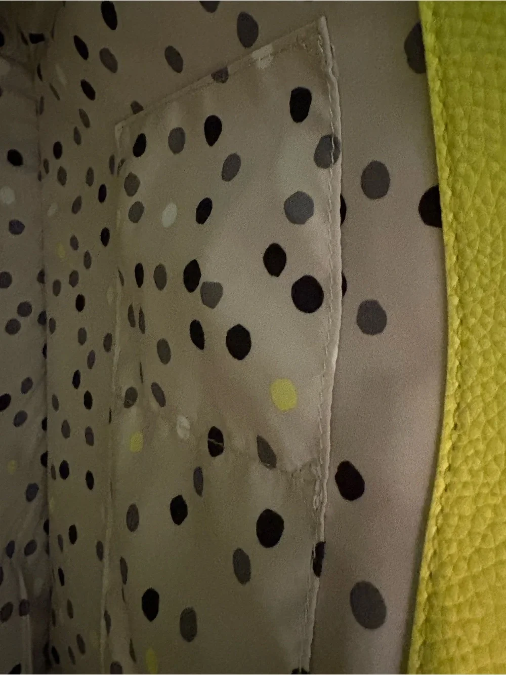 thirty-one Citron Pop Pebble Punch Style Setter